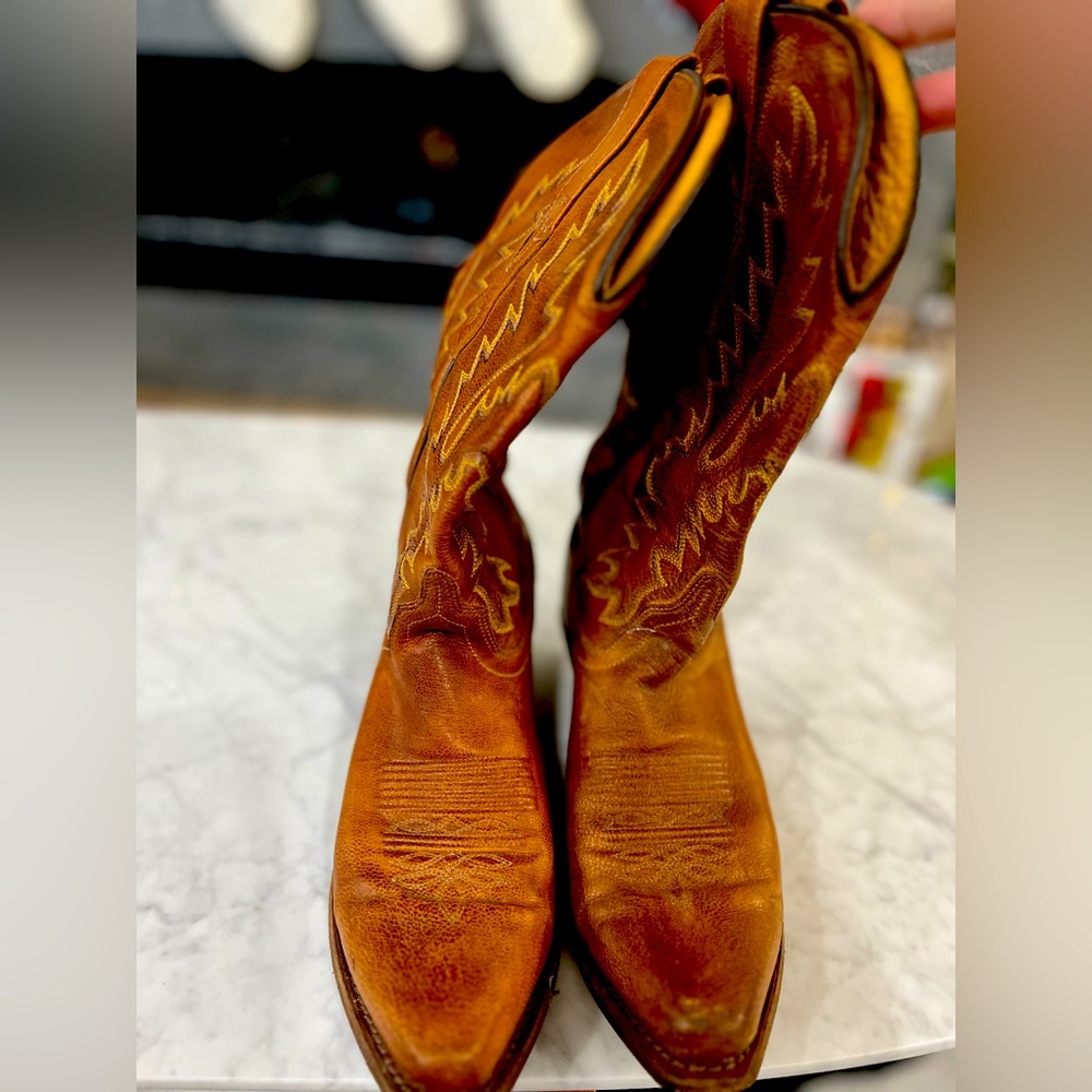 Classic Women's Brown Heeled Cowboy Boots